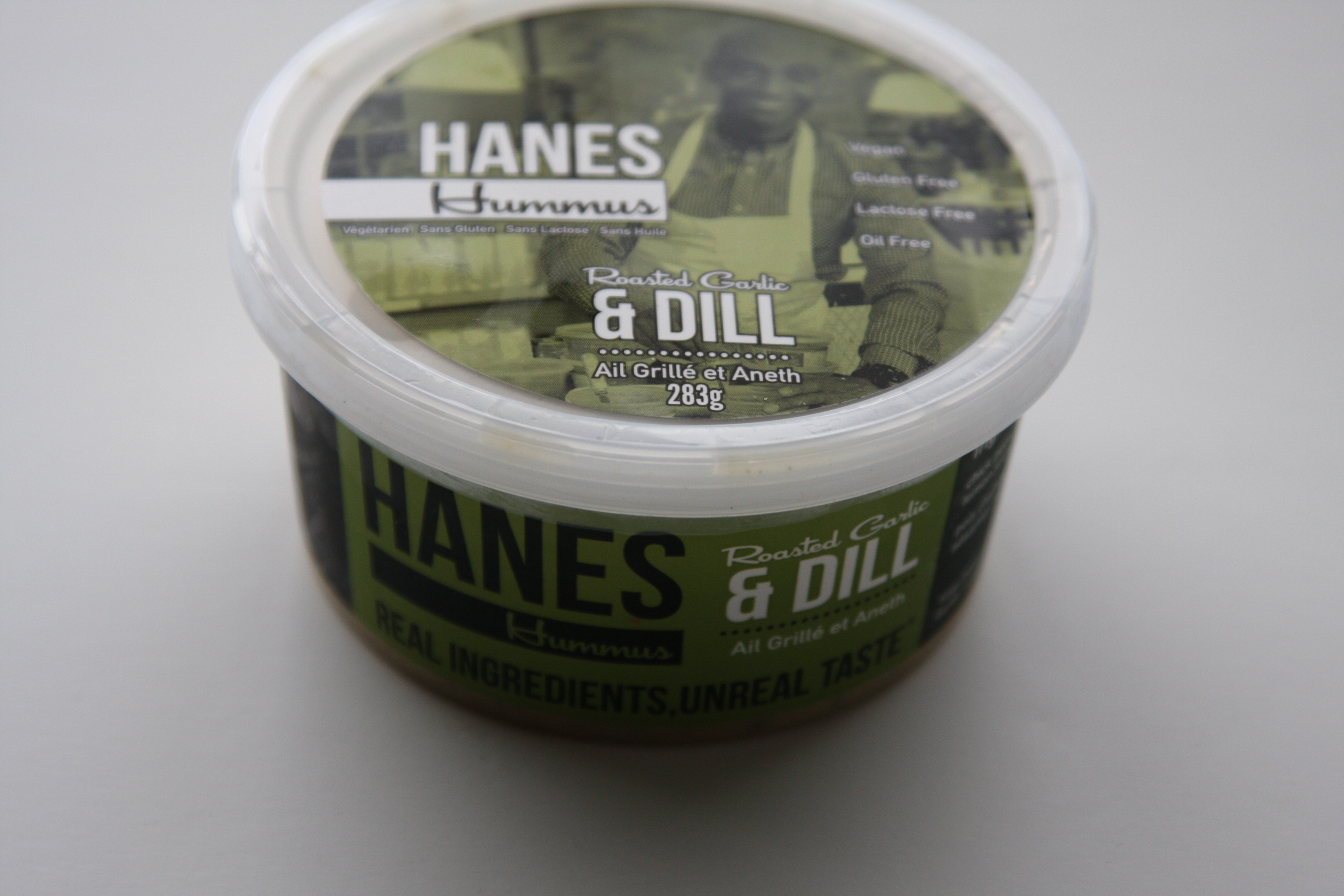 Hanes Hummus roasted garlic & dill container from side