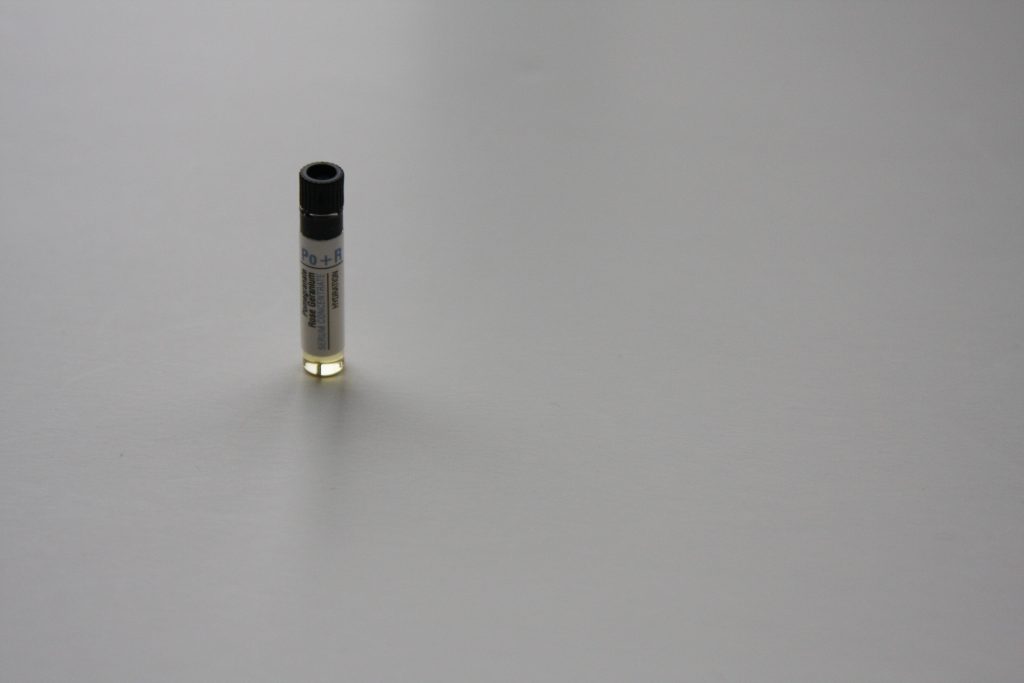 Odacite Serum mini sample bottle