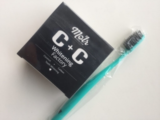 FabFitFun Fall 2017 Teeth Whitening FabFitFun Fall 2017 Teeth Whitening powder and toothbrush