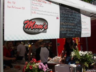 Mom's Grilled Cheese Food Truck setup at Italian Day on the Drive