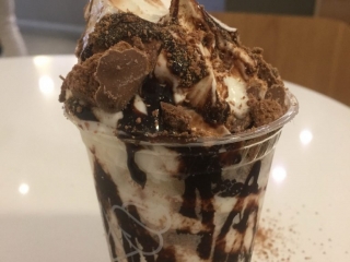 Soft Peaks Mudslide with Tim Tams Soft Peaks Soft Ice Cream Mudslide with Tim Tams