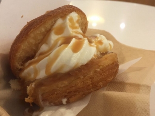 Soft Peaks Ice Cream Sandwich Soft Peaks Soft Ice Cream Sandwich w Caramel Sauce