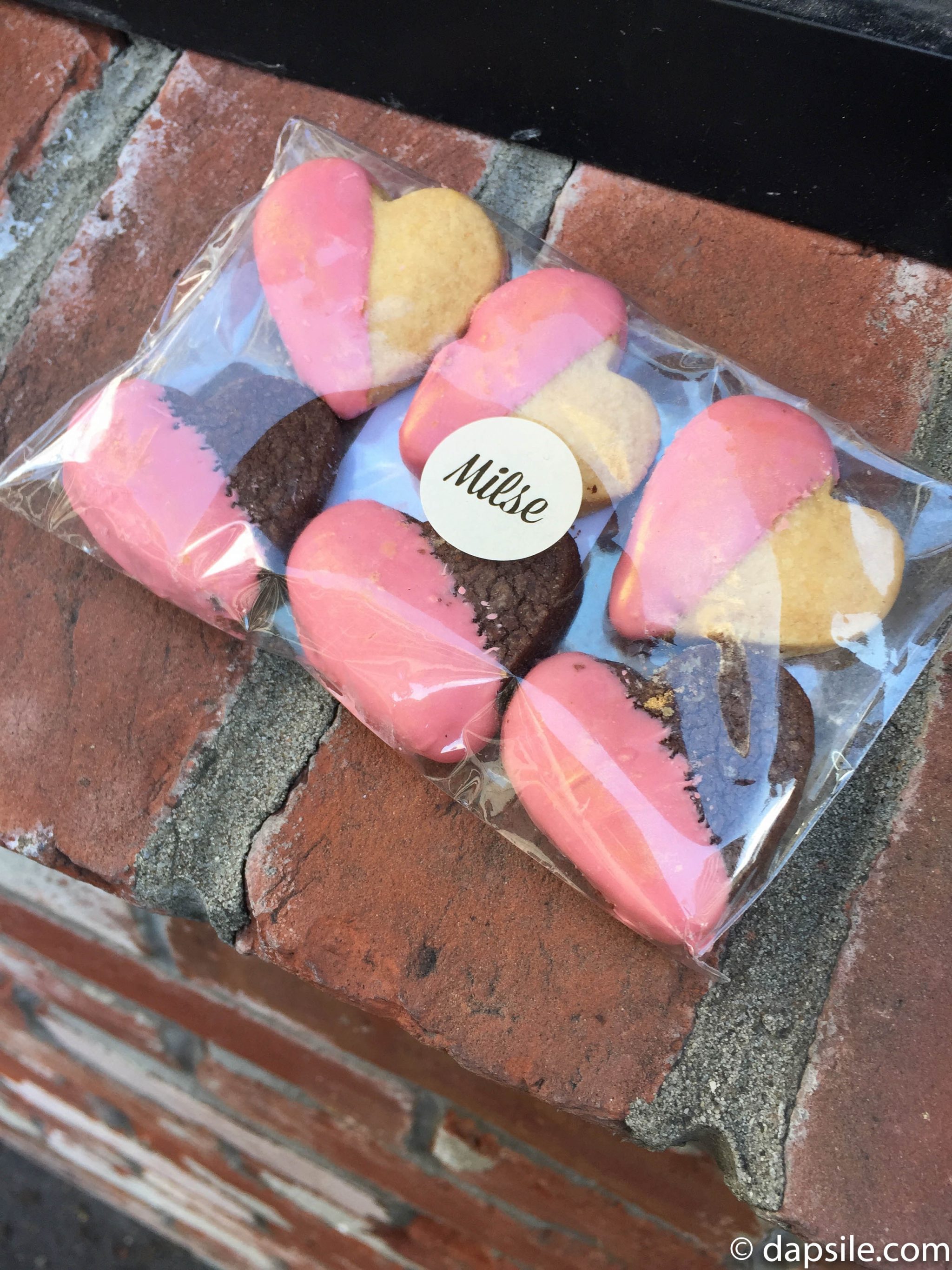 Chocolate and Vanilla Heart Cookies from Milse in Auckland